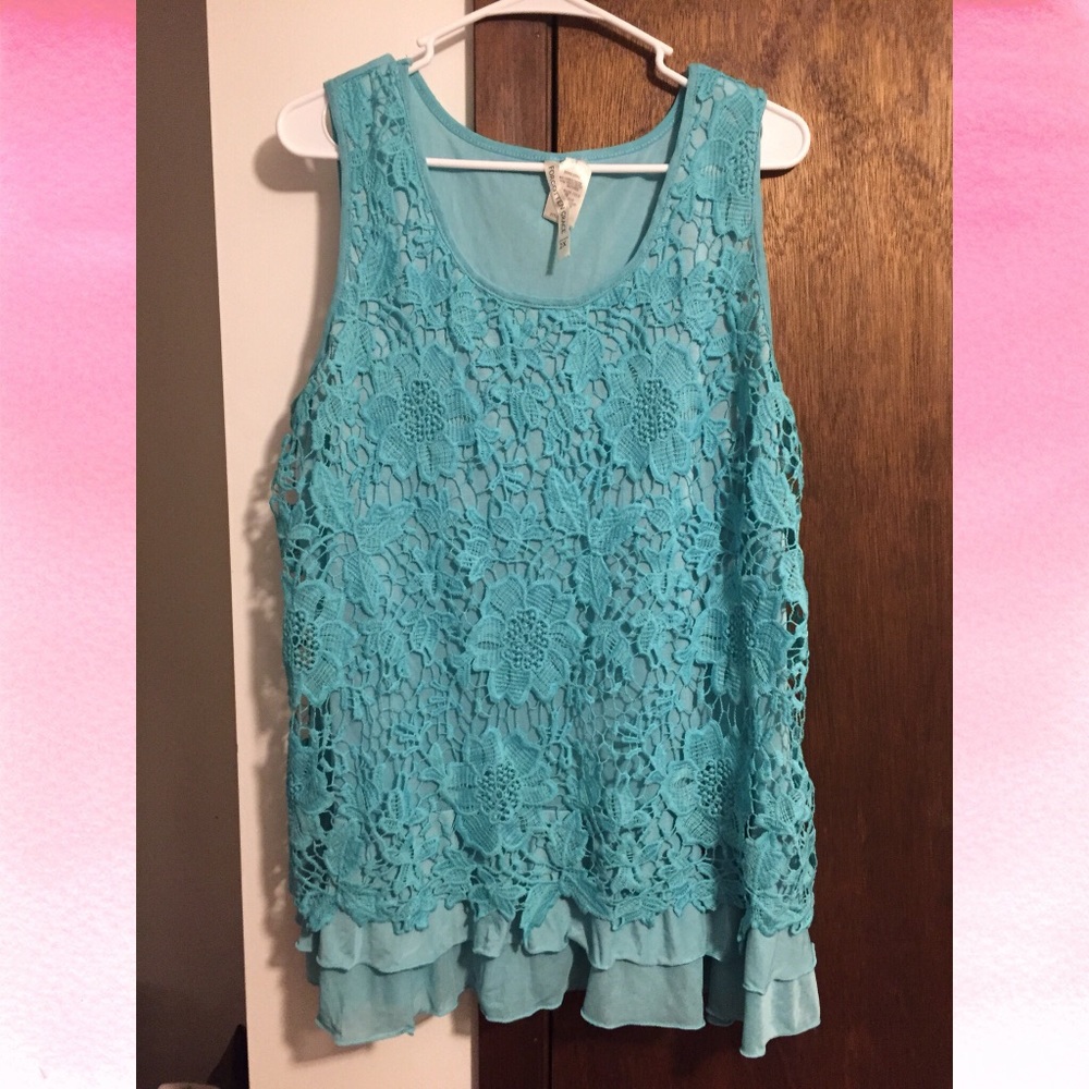 Lace ruffle blouse